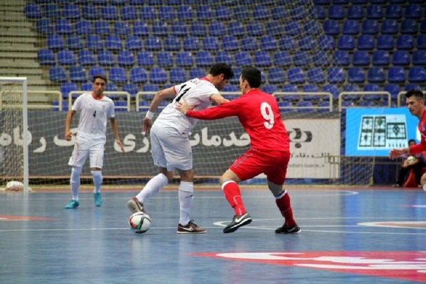 رقابت های فوتسال منطقه 2 آذربایجان غربی در تکاب برگزار شد