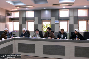 دومین جلسه کمیته علمی همایش بین المللی «قرآن درسیره و اندیشه امام خمینی»