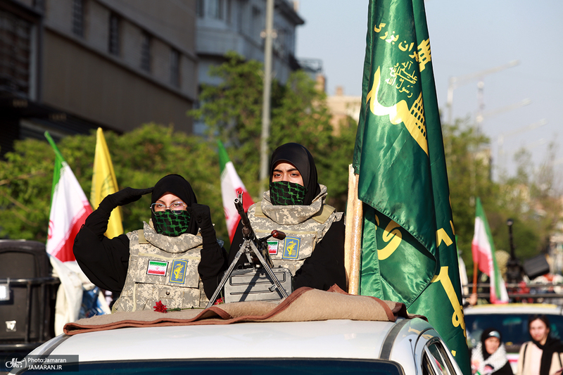 راهپیمایی دختران «جان‌فدای ایران» -۱