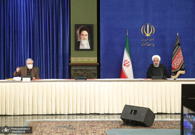 تصاویر متخلفین پروتکل‌ها روی میز روحانی