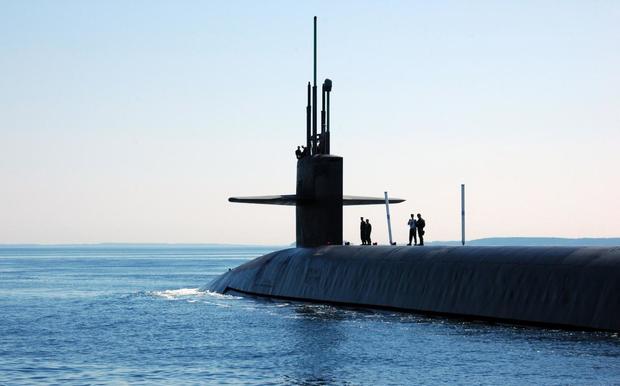 نایب ‌رییس مجلس: زیردریایی اتمی آمریکا را می‌توانیم با تور ماهیگیری شکار ‌کنیم!