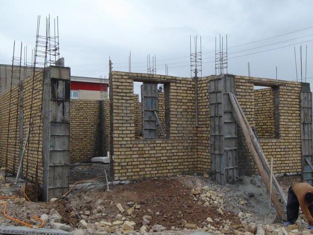 عملیات ساخت یک هزار و 62 واحد مسکونی تخریبی در گیلانغرب آغاز شد
