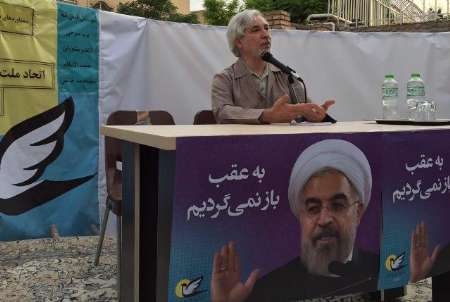 فعال سیاسی: فشار علیه رسانه ها با مقاومت دولت روحانی متوقف شد