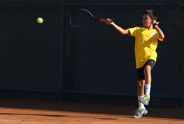 رقابت های تنیس زیر ۱۴ سال سطح A آسیا  به میزبانی جزیره کیش آغاز شد