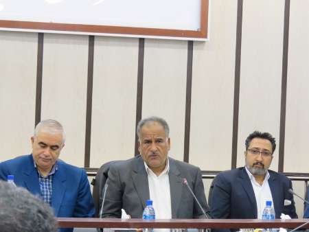 فرماندار درمیان: مشکل کارخانه سیمان باقران باید بررسی و رفع شود