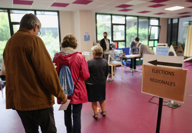 دور دوم انتخابات فرانسه: مشارکت پایین و شکست بزرگ برای حزب ماکرون
