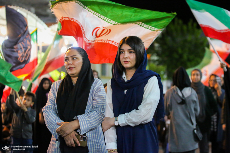 اجتماع عشایر فسا در حمایت از رزمندگان جبهه ی مقابله با دشمن آمریکایی - صهیونی