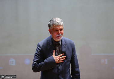 روزنامه اصولگرا: پیام انتصاب صالحی در روزنامه اطلاعات این است که چرا سروش صحت حذف شد؟ و چرا طرح صیانت به سعه صدر رهبری توجه نکرد؟