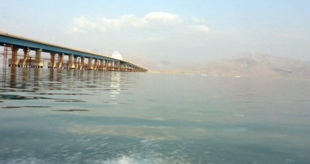 اختیارات ستاد احیای دریاچه ارومیه به آذربایجان غربی واگذار شود