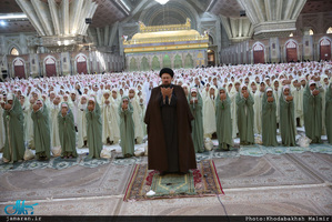جشن تکلیف دانش آموزان دختر در حرم مطهر امام خمینی(س) 