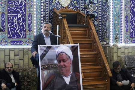 عضو شورای شهر تهران: مکتب آیت الله هاشمی رفسنجانی اعتدال، گفت و گو است