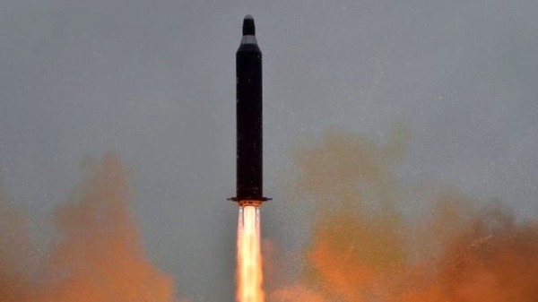 امروز کره‌ شمالی یک موشک جدید پرتاب کرد