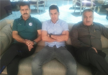 تصویری از زهیوی در اردوی استقلال خوزستان 
