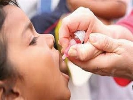 مرحله اول طرح ریشه کنی فلج اطفال در مهاباد اجرا شد