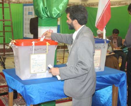 416 داوطلب انتخابات شوراهای اسلامی شهرو روستا درزابل نام نویسی کردند