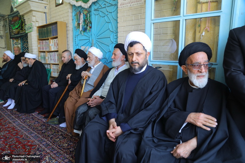 مراسم تشییع آیت الله موسوی تبریزی (ره)