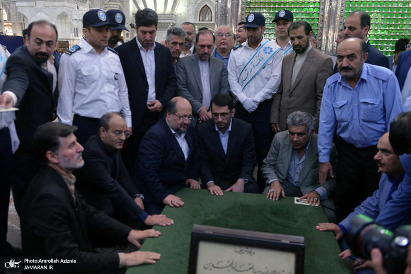 تجدید میثاق وزیر و کارکنان وزارت تعاون، کار و رفاه اجتماعی با آرمان حضرت امام(س)