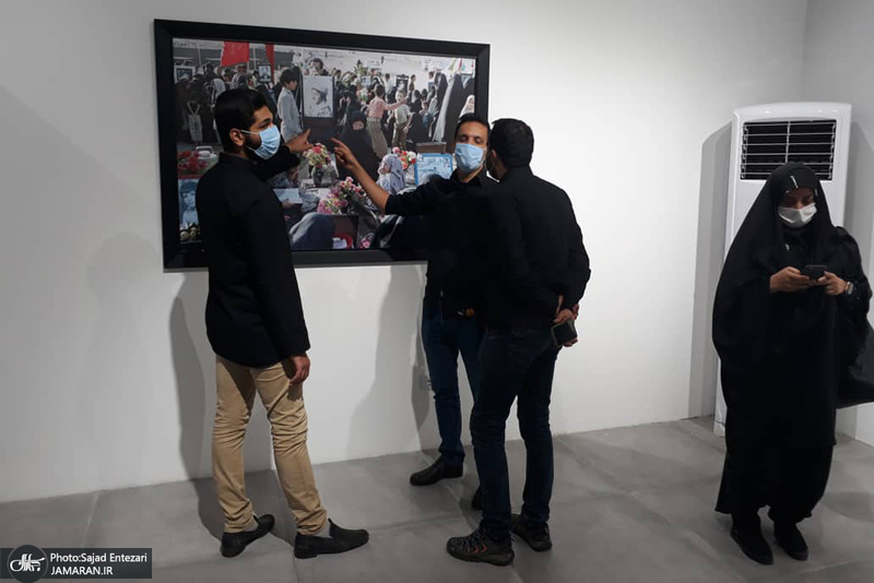 رونمایی از کتاب عکس«فرزندان روح الله» و افتتاح نمایشگاه «فرمانده من»