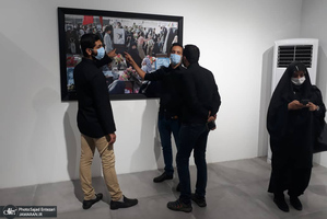 رونمایی از کتاب عکس«فرزندان روح الله» و افتتاح نمایشگاه «فرمانده من»