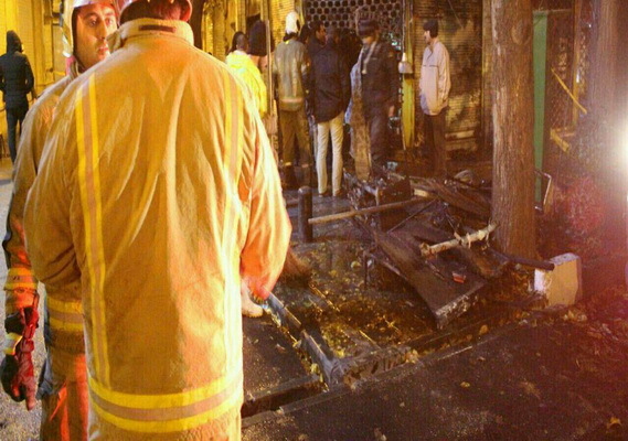 آتش سوزی در یک مغازه الکتریکی در تهران با یک کشته