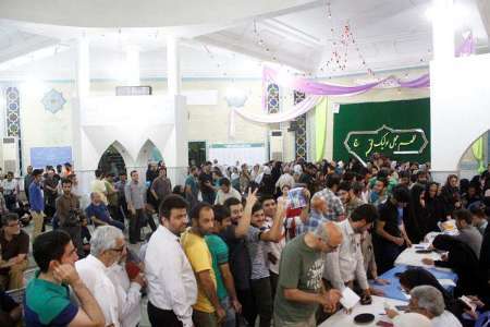 حضور بی سابقه مردم خوزستان در پای صندوق های رای