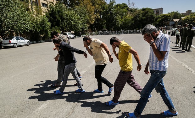 انهدام باند سارقان حرفه ای کابل برق در شرق تهران

