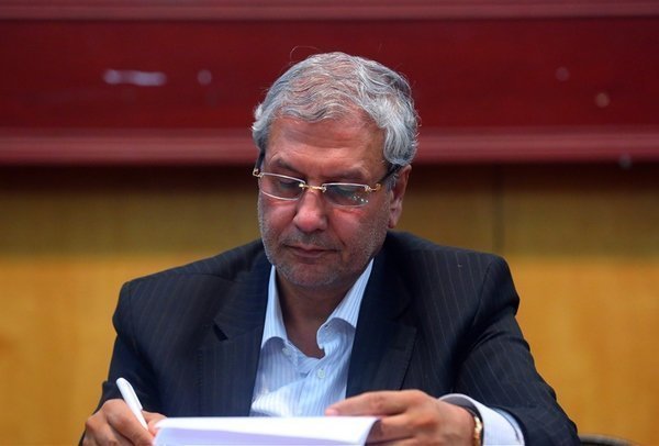 وزیر کار: ظرفیت اقتصاد ایران سالی 500 هزار شغل است
