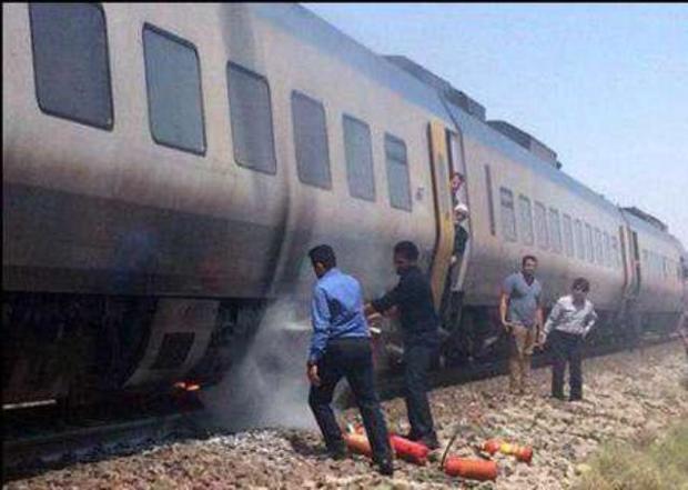 آتش سوزی در یکی از واگن های قطار مسافربری تهران- مشهد