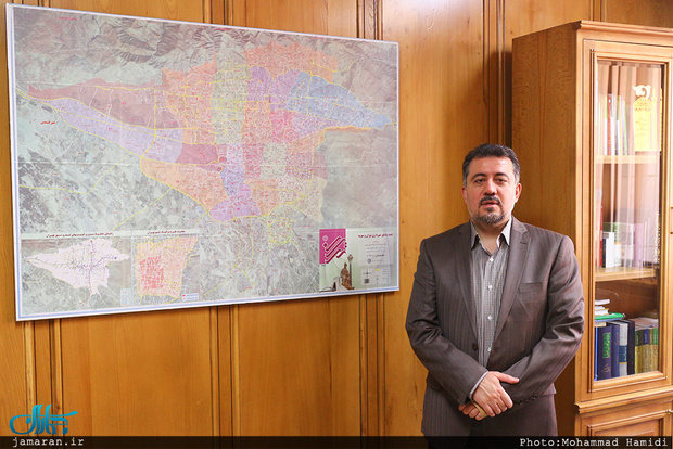 چرا دستگاه قضایی قبل از انتخابات نتیجه پرونده "املاک نجومی" را به مردم نمی گوید؟/ تهران 100 هزار میلیارد تومان عقب افتادگی مالی دارد/ اسنادی داریم که شاید ادعاها درباره اموال را رد کند!