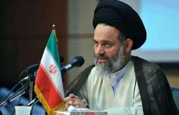 عضو مجلس خبرگان رهبری: 
وحدت مهمترین پیام ملت ایران به دنیاست