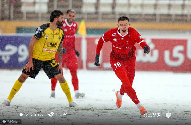 فدراسیون و سازمان لیگ اسیر یک تصمیم