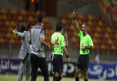 مربی استقلال در نشست خبری حضور پیدا نکرد
