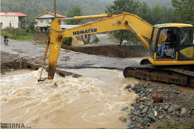 سیلاب به 12 سردهنه رودخانه تلار آسیب زد