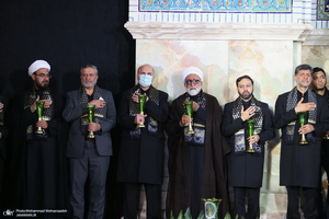 آئین خطبه خوانی شب شهادت امام رضا (ع) در حرم مطهر رضوی