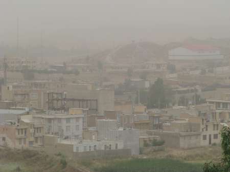 گرد و غبار برای سومین روز متوالی دید افقی را در قصرشیرین کاهش داد