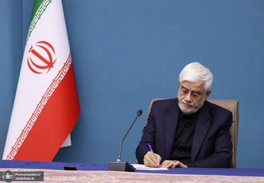 عارف: دبیرخانه شورای عالی امنیت ملی در خط مقدم مقابله با تهدیدات ترکیبی است