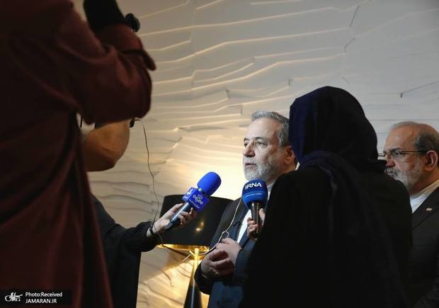 عراقچی: دوشنبه در وین جلسات فنی در آژانس آغاز می‌شود/ دور چهارم مذاکرات یک هفته دیگر/ در وین مذاکرات فنی با کمک آژانس اتمی و کارشناسان آن دنبال خواهد شد/ راجع به برخی مسائل به توافق نزدیک شدیم؛ در برخی مسائل اختلاف نظر داریم