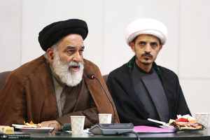 نخستین جلسه ستاد مرکزی سی‌وهفتمین سالگرد بزرگداشت امام خمینی(س)