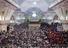 Devotees honor Islamic Republic founder Imam Khomeini on 37th passing anniversary