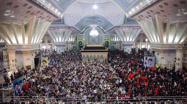Devotees honor Islamic Republic founder Imam Khomeini on 37th passing anniversary