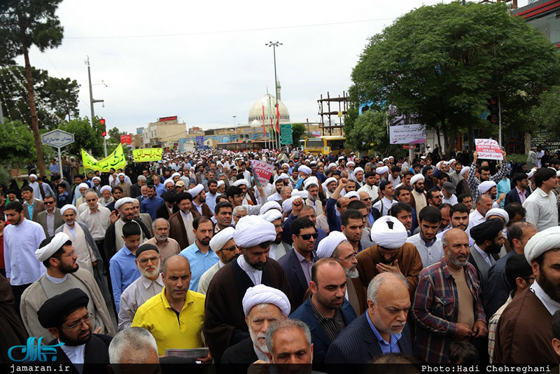راهپیمایی نمازگزاران نماز جمعه قم در واکنش به خروج آمریکا از برجام