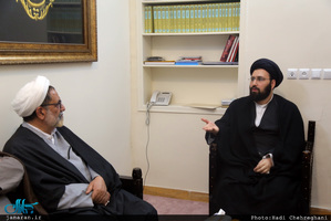 دیدار معاون محترم تبلیغ و امور فرهنگی حوزه علمیه با سید علی خمینی