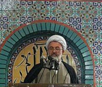 امام جمعه شاهرود : ایران تنها کشور دارای استقلال سیاسی است