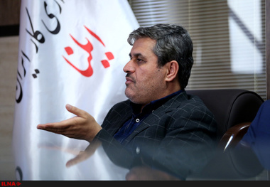 انتقاد تند "تاج گردون" نسبت به عملکرد دو مدیرکل کهگیلویه و بویراحمد