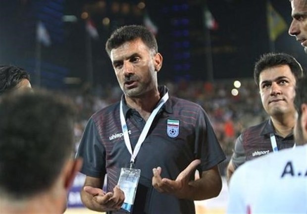 سرمربی تیم ملی فوتبال ساحلی: می خواهیم سرگروه به مرحله بعد صعود کنیم/ زدن 14 گل به مالزی نشان از عملکرد صحیح ما دارد
