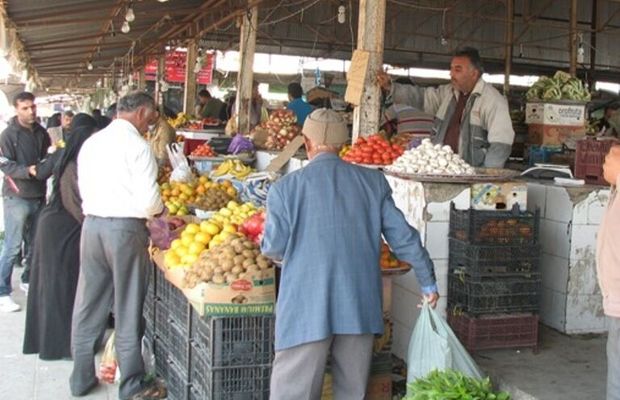 فرماندار گناوه: کالاهای اساسی در بازار این بندر کم نشود