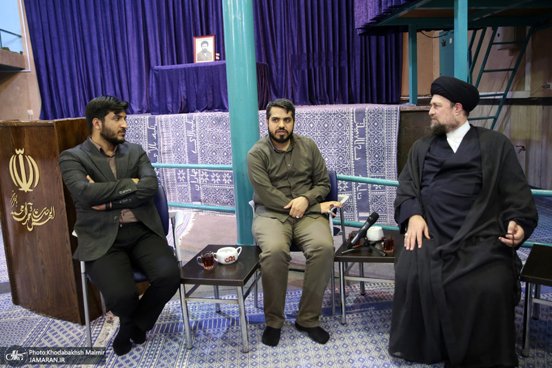 بازدید سیدحسن خمینی از  کارگاه طراحی زندگی سیاسی و عرفانی امام خمینی (ره) در حسینیه جماران