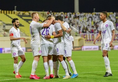 پیشنهاد ۷ تعویض در لیگ فوتبال امارات اجرایی می شود؟
