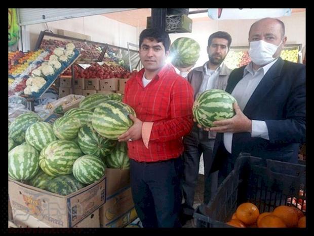 یلدا، به بازار زنجان رونق داد