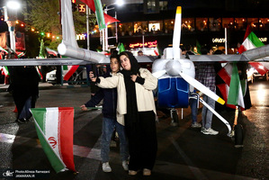 نصب و استقرار پهباد مهاجر 6 در سه راه قیطریه